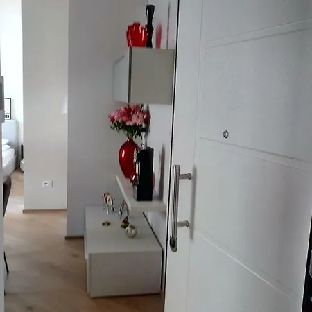 Bezzi Suites Apartment *
