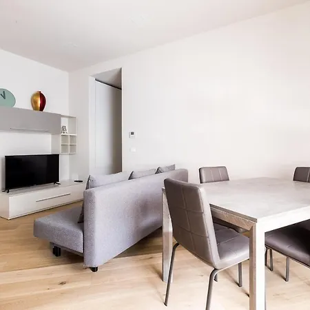 Bezzi Suites Apartment *