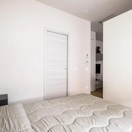 Bezzi Suites
