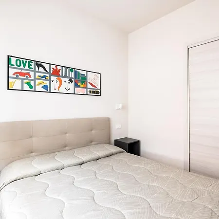 Bezzi Suites Apartment *